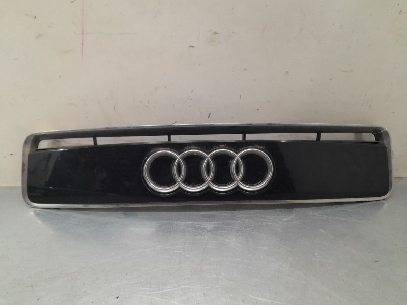 Recambio de rejillas capo para audi a2 (8z0) 1.4 referencia OEM IAM   