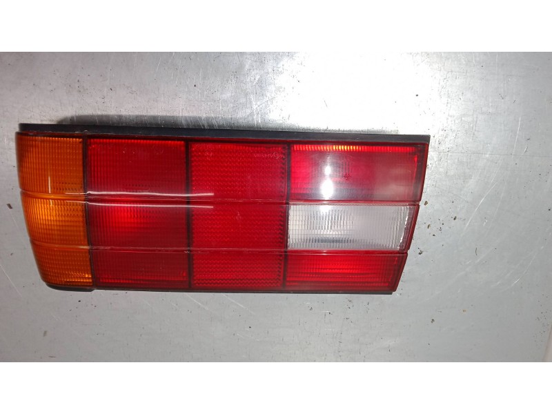 Recambio de piloto trasero derecho para bmw 3 (e30) 318 i referencia OEM IAM   