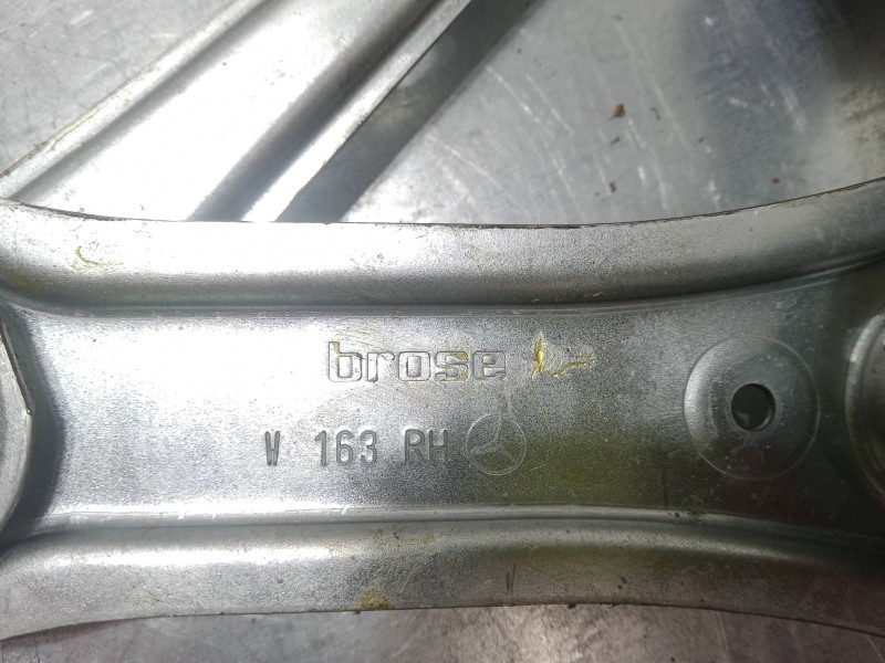 Recambio de elevalunas electrico delantero derecho para mercedes-benz clase m (w163) ml 430 (163.172) referencia OEM IAM   