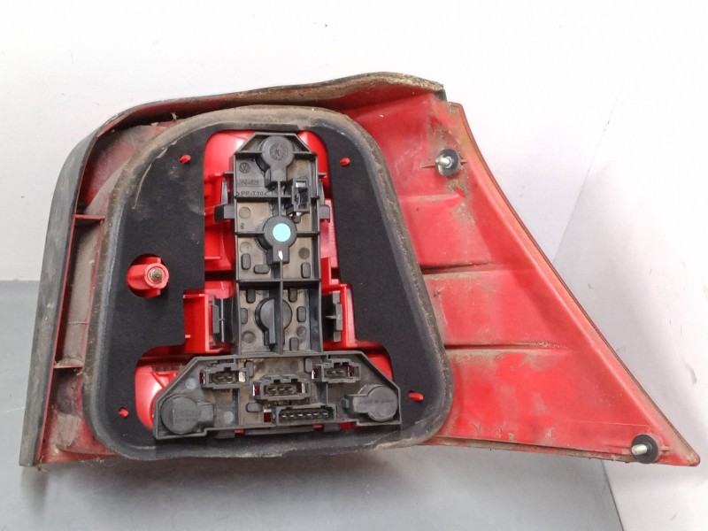 Recambio de piloto trasero izquierdo para volkswagen golf iv (1j1) 1.9 tdi referencia OEM IAM   