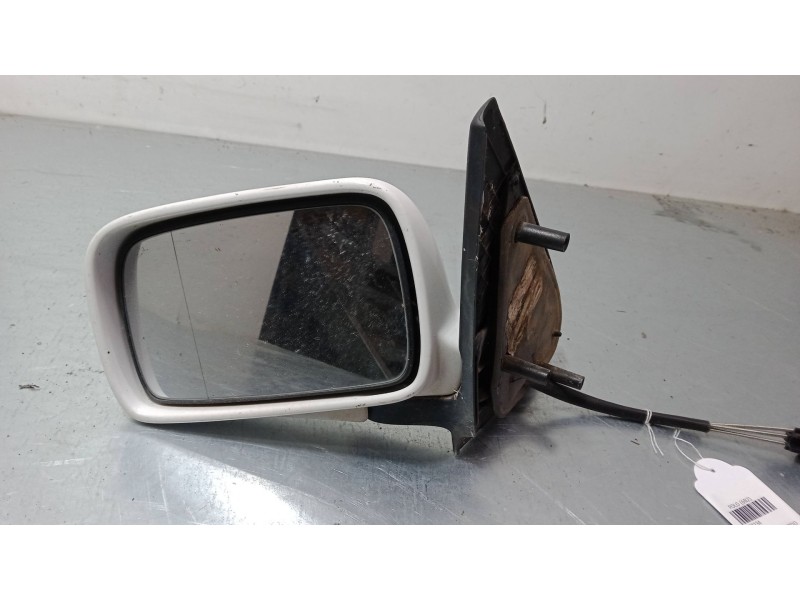 Recambio de retrovisor izquierdo para volkswagen polo (6n2) 1.4 tdi referencia OEM IAM   