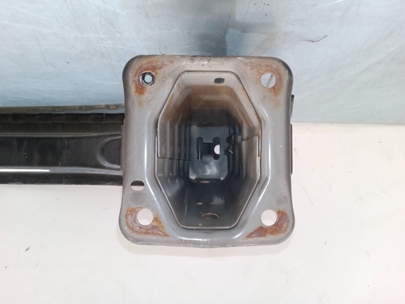 Recambio de refuerzo paragolpes delantero para mazda 3 (bk) 1.6 di turbo referencia OEM IAM   