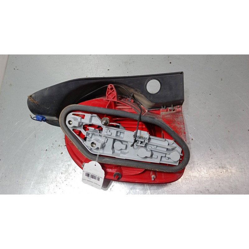 Recambio de piloto trasero derecho para renault modus / grand modus (f/jp0_) 1.4 (jp01, jp0j) referencia OEM IAM   