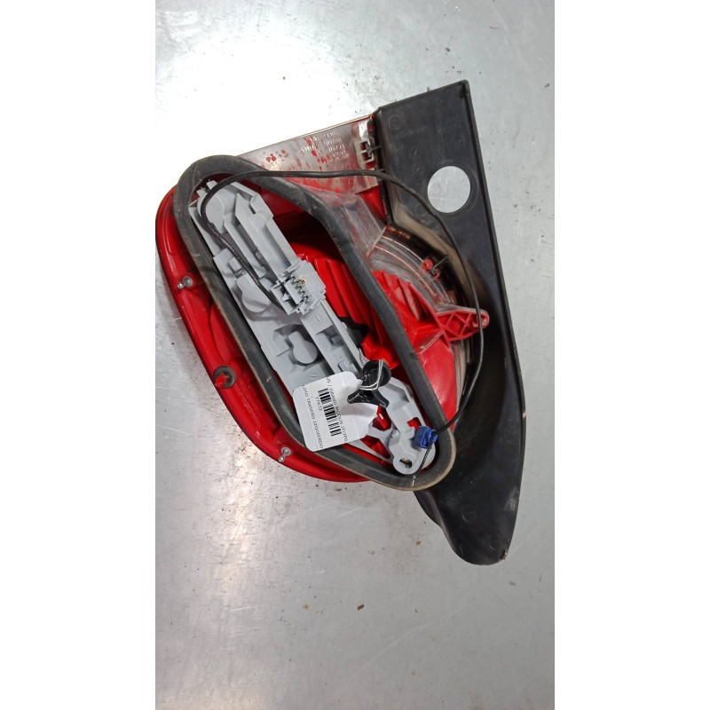 Recambio de piloto trasero izquierdo para renault modus / grand modus (f/jp0_) 1.4 (jp01, jp0j) referencia OEM IAM   