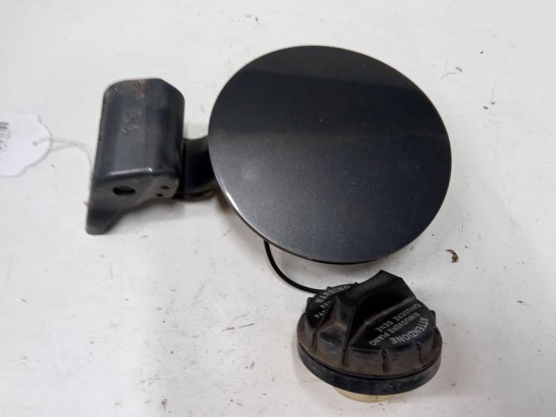 TAPA EXTERIOR COMBUSTIBLE 