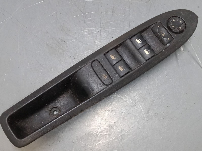 Recambio de mando elevalunas delantero izquierdo para citroën c4 ii (nc_) 1.6 hdi 110 referencia OEM IAM   