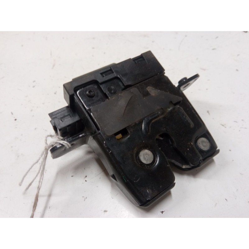 Recambio de cerradura maletero / porton para renault twingo ii (cn0_) 1.2 16v (cn0k, cn0v) referencia OEM IAM   