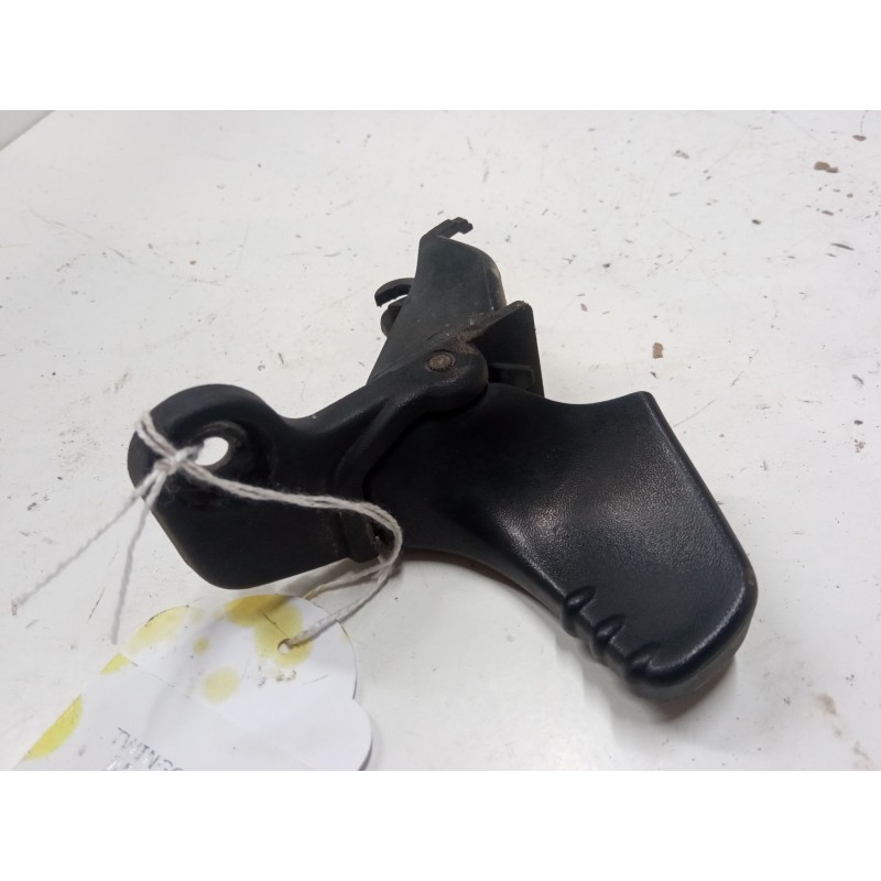 Recambio de maneta exterior puerta delantera derecha para renault twingo ii (cn0_) 1.2 16v (cn0k, cn0v) referencia OEM IAM   