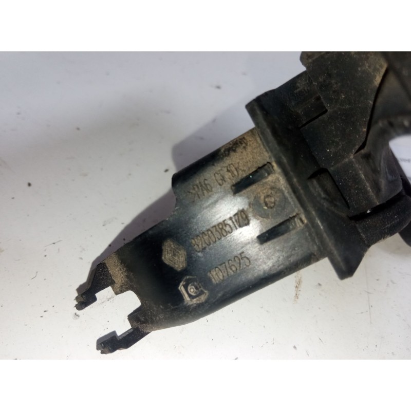 Recambio de maneta exterior puerta delantera derecha para renault twingo ii (cn0_) 1.2 16v (cn0k, cn0v) referencia OEM IAM   