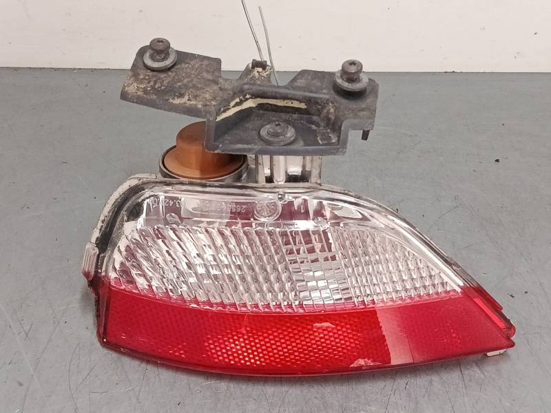 FARO ANTINIEBLA TRASERO DERECHO 