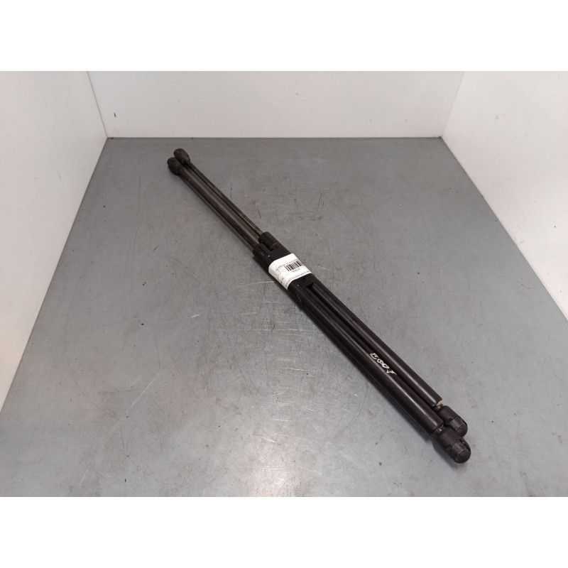 Recambio de amortiguadores malet/porton para nissan almera ii hatchback (n16) 1.5 dci referencia OEM IAM   