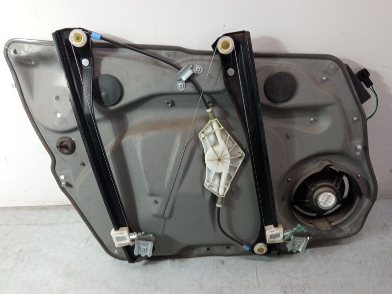 Recambio de elevalunas electrico delantero derecho para mercedes-benz clase a (w169) a 180 cdi (169.007, 169.307) referencia OEM