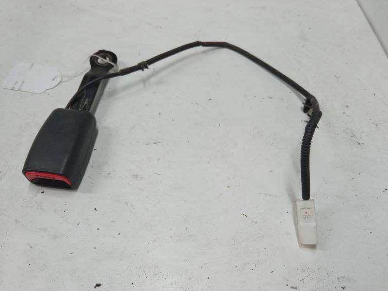 ANCLAJE CINTURON DELANTERO DERECHO 
