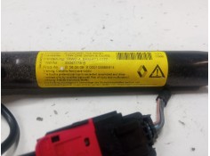 Recambio de anclaje cinturon delantero izquierdo para renault twingo ii (cn0_) 1.2 16v (cn0k, cn0v) referencia OEM IAM    2