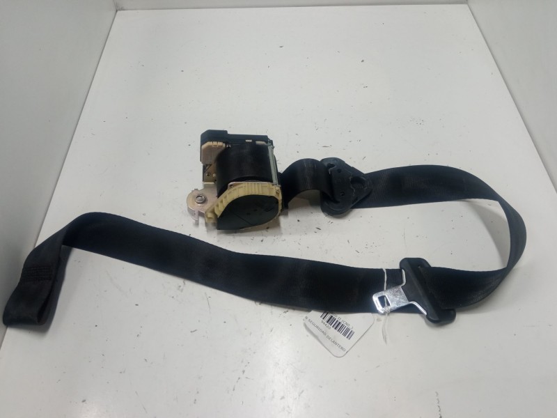 Recambio de cinturon seguridad delantero derecho para renault twingo ii (cn0_) 1.2 16v (cn0k, cn0v) referencia OEM IAM   