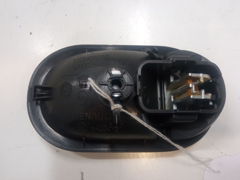 Recambio de maneta interior puerta delantera izquierda para renault twingo ii (cn0_) 1.2 16v (cn0k, cn0v) referencia OEM IAM   