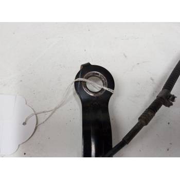 ANCLAJE CINTURON DELANTERO DERECHO 