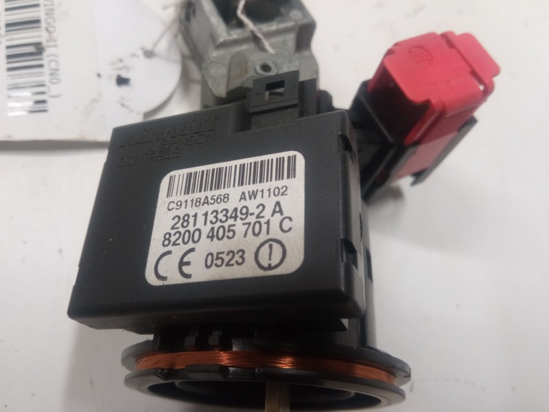 Recambio de clausor para renault twingo ii (cn0_) 1.2 16v (cn0k, cn0v) referencia OEM IAM   
