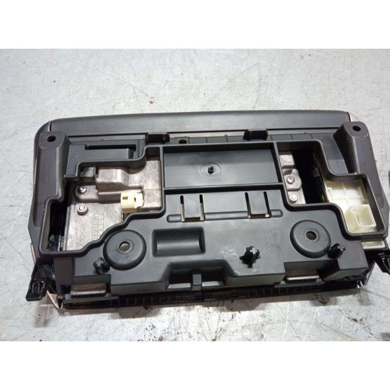 Recambio de pantalla multifuncion para peugeot 208 i (ca_, cc_) 1.2 vti 82 referencia OEM IAM   