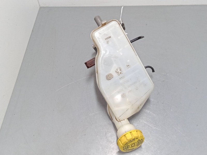 Recambio de bomba freno para citroën c3 pluriel (hb_) 1.4 hdi referencia OEM IAM   