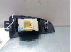 Recambio de mando elevalunas trasero izquierdo para toyota avensis (_t25_) 2.4 (azt251_) referencia OEM IAM   