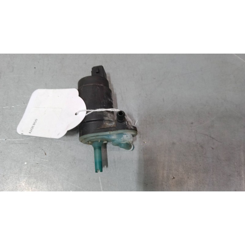 Recambio de bomba limpiaparabrisas para opel corsa c (x01) 1.2 twinport (f08, f68) referencia OEM IAM   