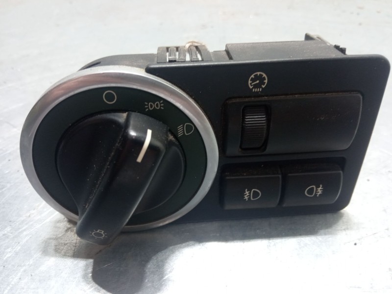 Recambio de conmutador de luces para land rover range rover iii (l322) 4.4 4x4 referencia OEM IAM   