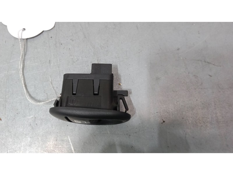 Recambio de boton apertura puerta para peugeot 1007 (km_) 1.4 hdi referencia OEM IAM   