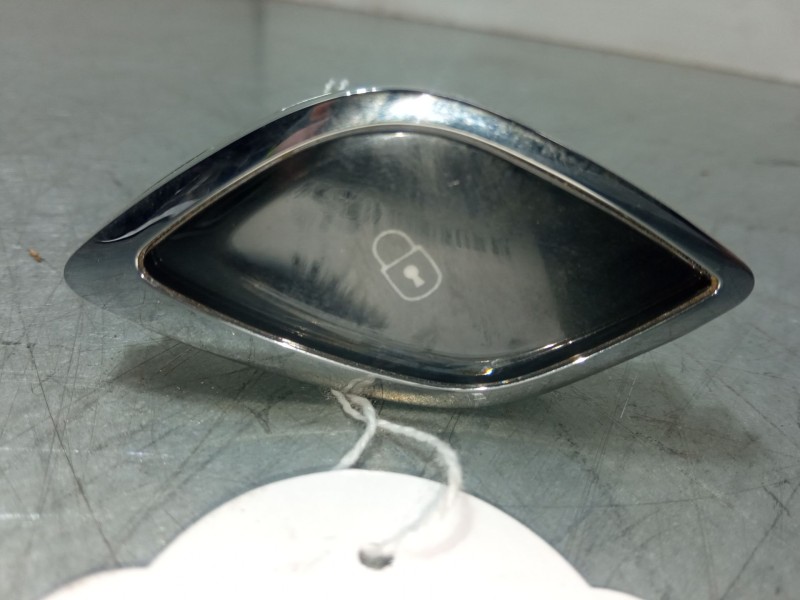 Recambio de boton cierre centralizado para citroën c3 ii (sc_) 1.0 vti 68 referencia OEM IAM   