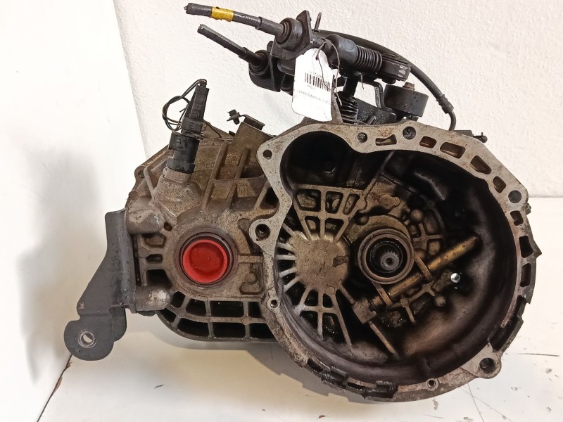 Recambio de caja de cambios manual 5 velocidades para hyundai getz (tb) 1.1 referencia OEM IAM H51773  