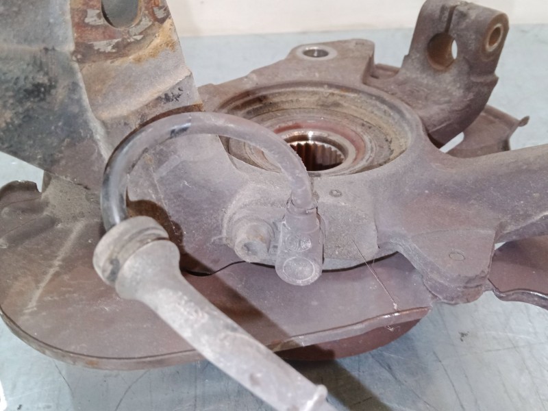 Recambio de mangueta delantera izquierda para fiat panda / panda classic (169_) 1.4 (169axe1b) referencia OEM IAM   