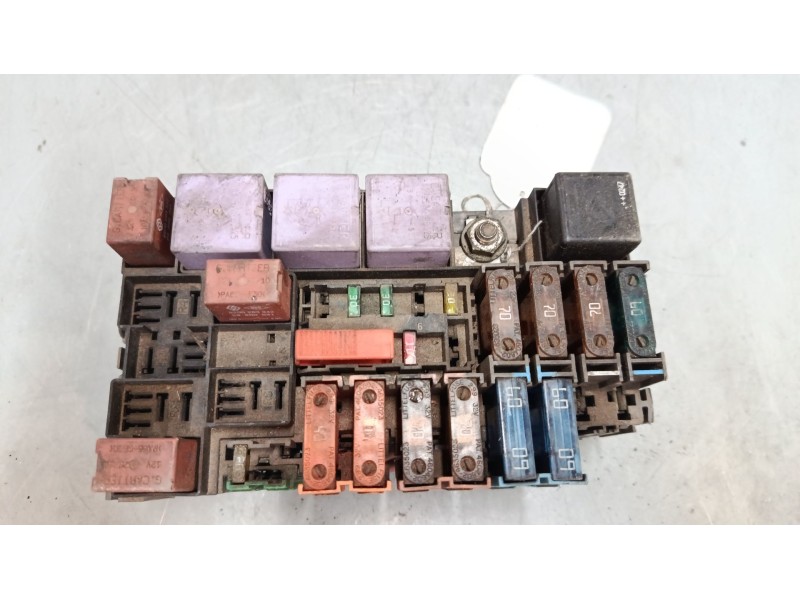 Recambio de caja reles / fusibles para renault laguna ii (bg0/1_) 1.9 dci (bg08, bg0g) referencia OEM IAM   