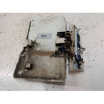 TAPA EXTERIOR COMBUSTIBLE 