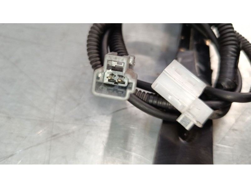 Recambio de anclaje cinturon delantero izquierdo para toyota auris (_e15_) 1.8 hybrid (zwe150_) referencia OEM IAM   