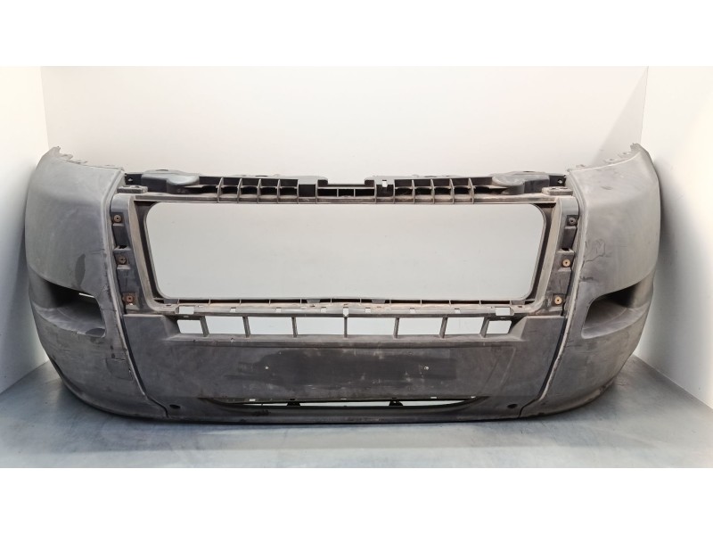 Recambio de paragolpes delantero para peugeot boxer furgoneta 2.2 hdi 120 referencia OEM IAM   