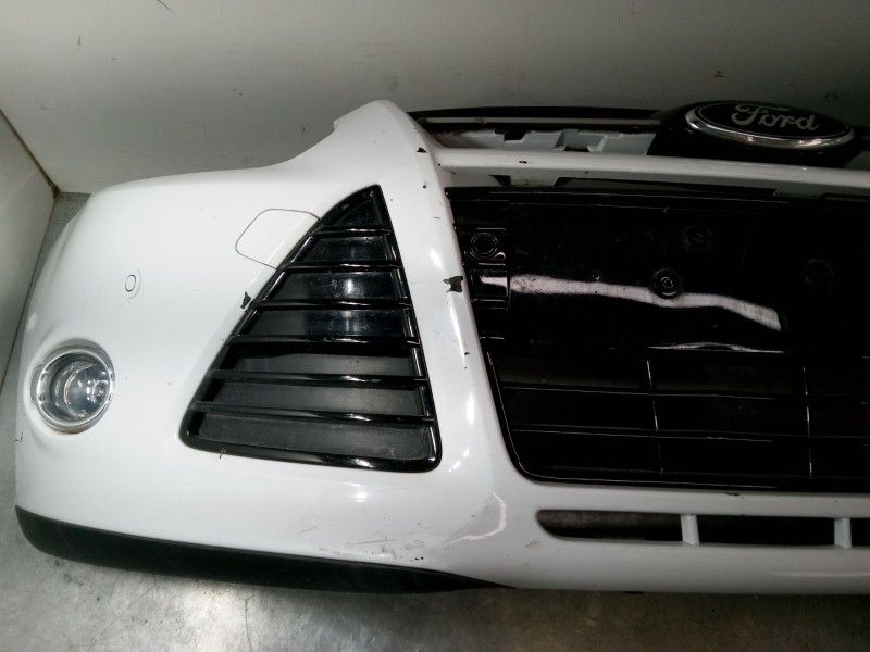 Recambio de paragolpes delantero para ford focus iii 1.6 tdci referencia OEM IAM   