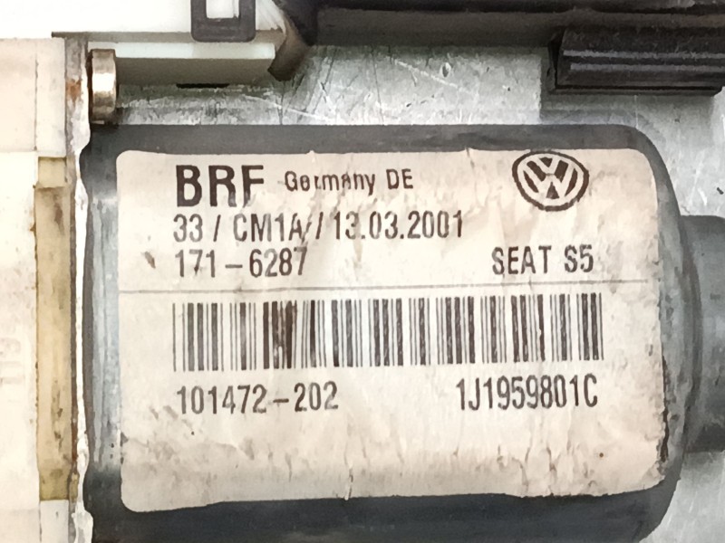 Recambio de motor elevaluna delantero izquierdo para seat toledo ii (1m2) 1.9 tdi referencia OEM IAM   