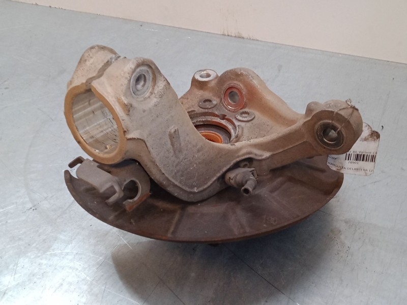 Recambio de mangueta delantera izquierda para volkswagen passat b6 variant (3c5) 2.0 tdi referencia OEM IAM   