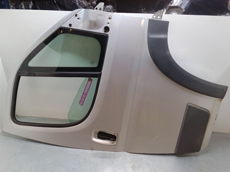 Recambio de puerta delantera derecha para peugeot box bus17 l4h2 160 box bus17 l4h2 160 referencia OEM IAM   