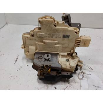 CERRADURA PUERTA DELANTERA DERECHA 4F1837016 