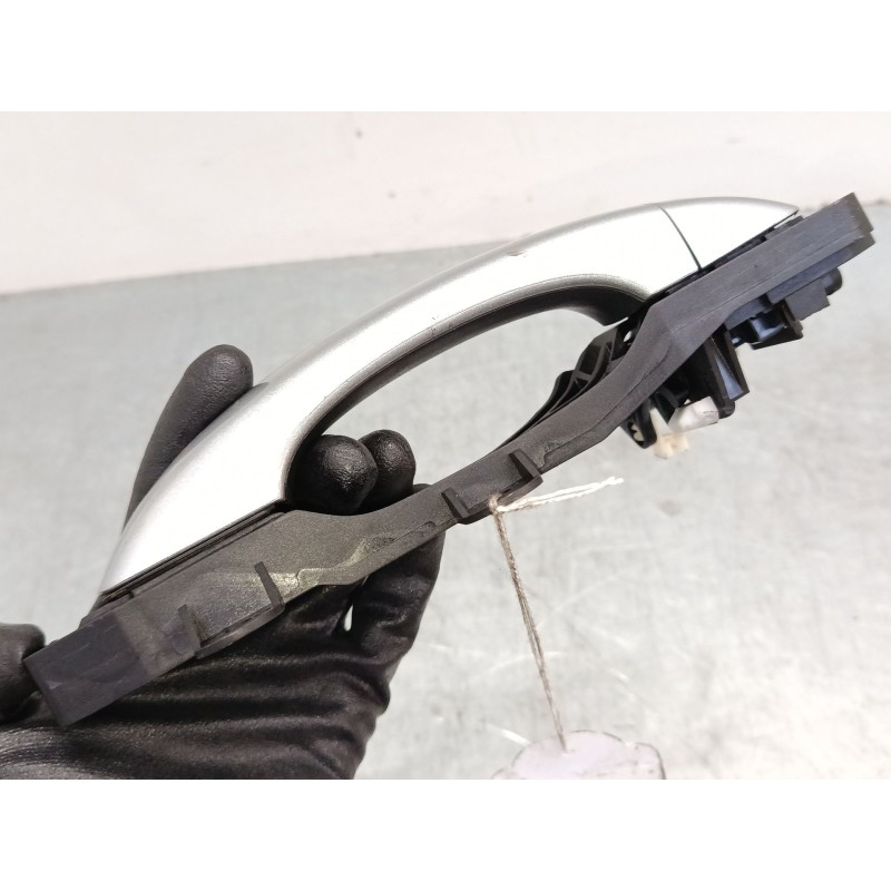 Recambio de maneta exterior puerta trasera izquierda para mg zs suv (azs1) 1.0 t-gdi referencia OEM IAM 11127280  