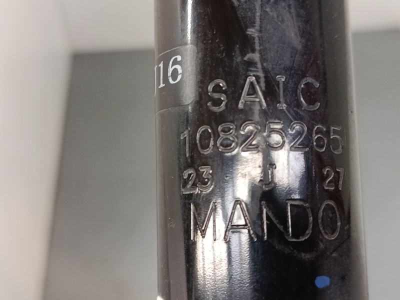 Recambio de amortiguador trasero izquierdo para mg zs suv (azs1) 1.0 t-gdi referencia OEM IAM 10825265  