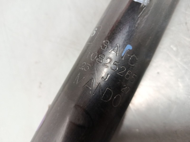 Recambio de amortiguador trasero derecho para mg zs suv (azs1) 1.0 t-gdi referencia OEM IAM 10825265  