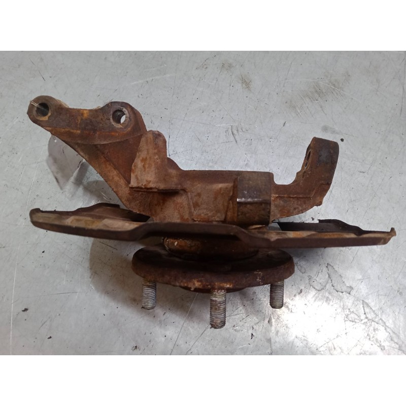 Recambio de mangueta delantera derecha para mitsubishi montero io i (h6_w, h7_w) 1.8 gdi (h66w, h76w) referencia OEM IAM   