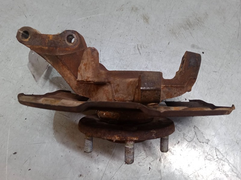 Recambio de mangueta delantera derecha para mitsubishi montero io i (h6_w, h7_w) 1.8 gdi (h66w, h76w) referencia OEM IAM   