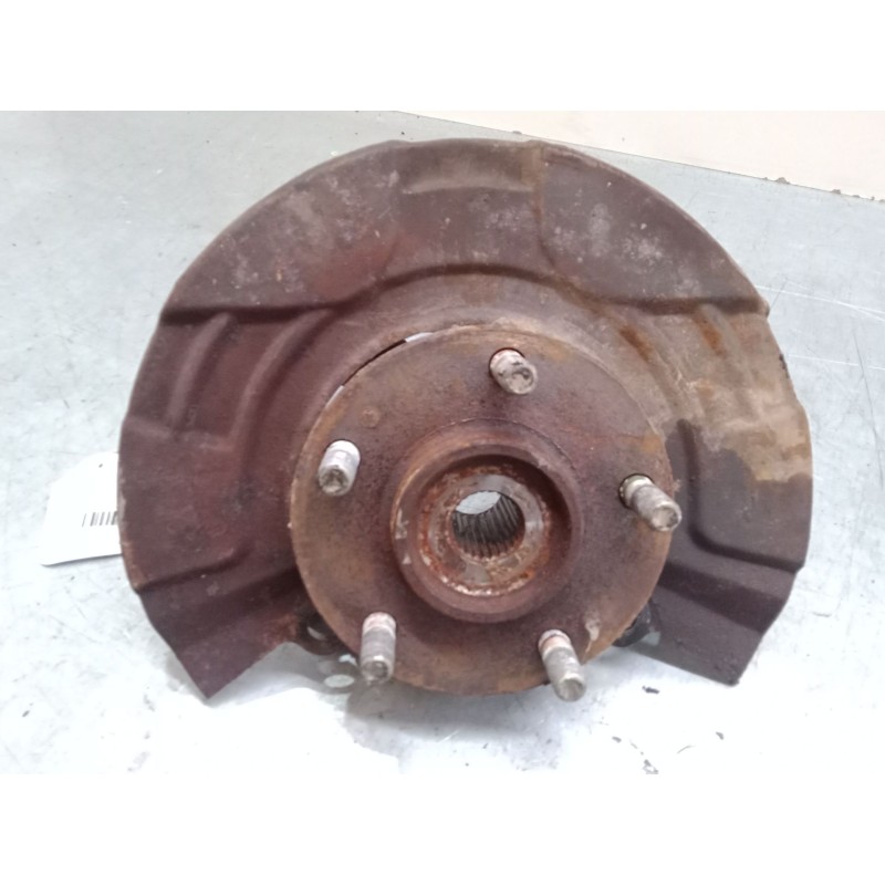 Recambio de mangueta delantera derecha para mitsubishi montero io i (h6_w, h7_w) 1.8 gdi (h66w, h76w) referencia OEM IAM   