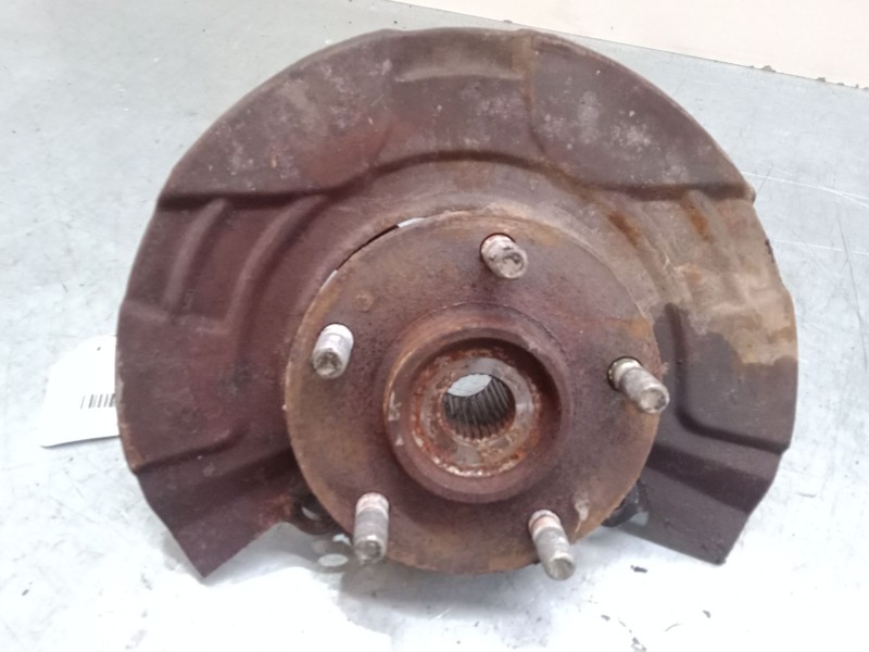 Recambio de mangueta delantera derecha para mitsubishi montero io i (h6_w, h7_w) 1.8 gdi (h66w, h76w) referencia OEM IAM   