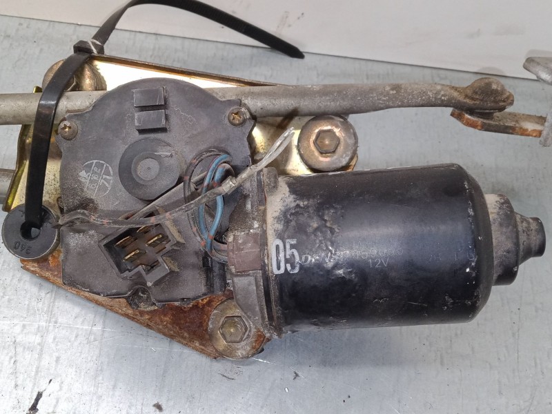 Recambio de motor limpia delantero para mitsubishi montero io i (h6_w, h7_w) 1.8 gdi (h66w, h76w) referencia OEM IAM   