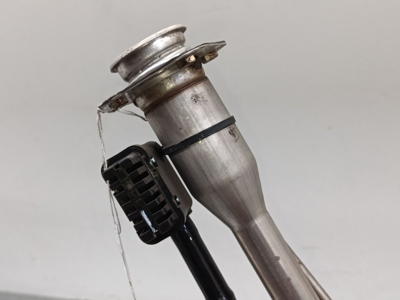 Recambio de boca de llenado para mg zs suv (azs1) 1.0 t-gdi referencia OEM IAM 11572751  