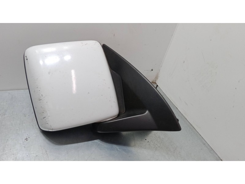 Recambio de retrovisor derecho para opel combo tour 1.4 referencia OEM IAM 13125882  